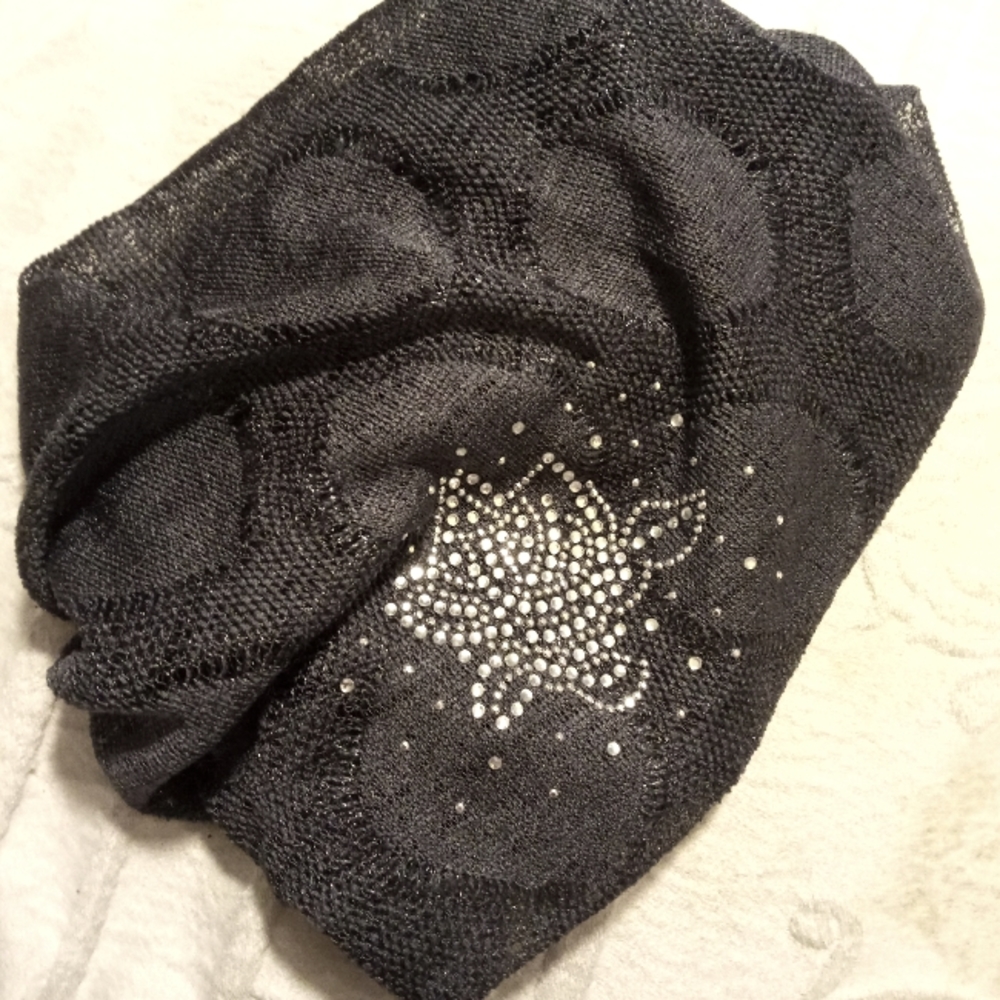 New Grey Cara head wrap with rhinestones
